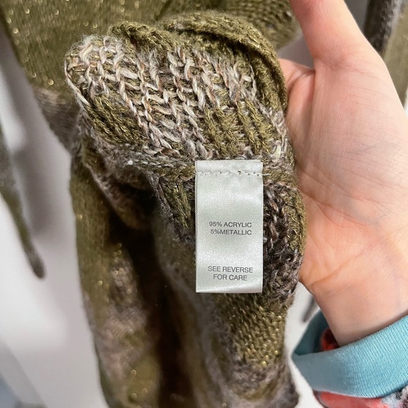 Buckle uneven cowl neck sweater tunic - Picture 4 of 7